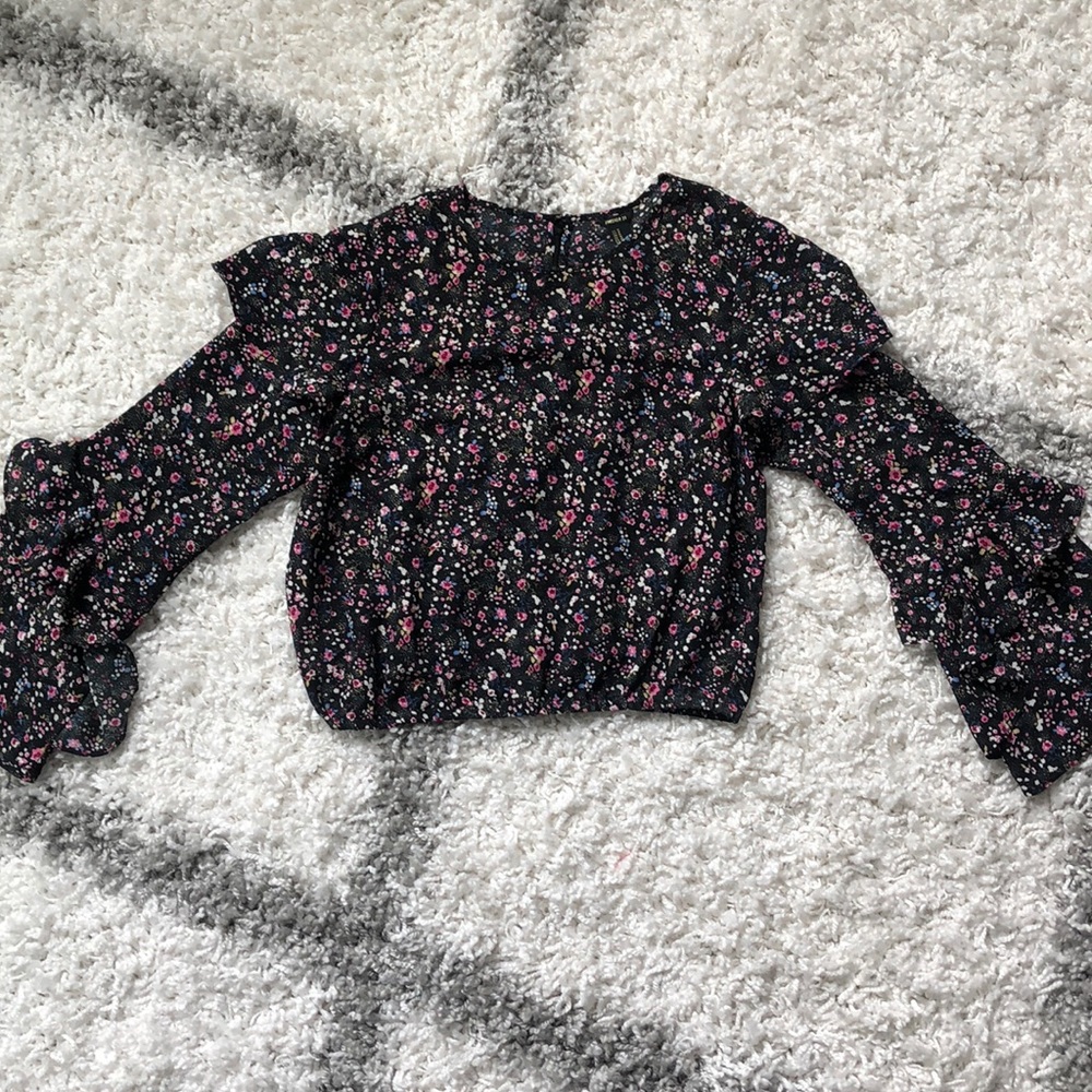 Floral Ruffle Blouse - Picture 2 of 4